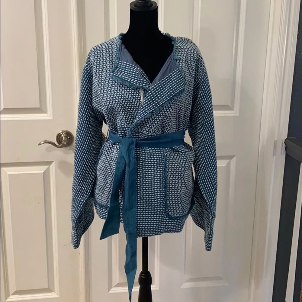 Elizabeth and James
Hayden Jacket - Picture 3 of 10